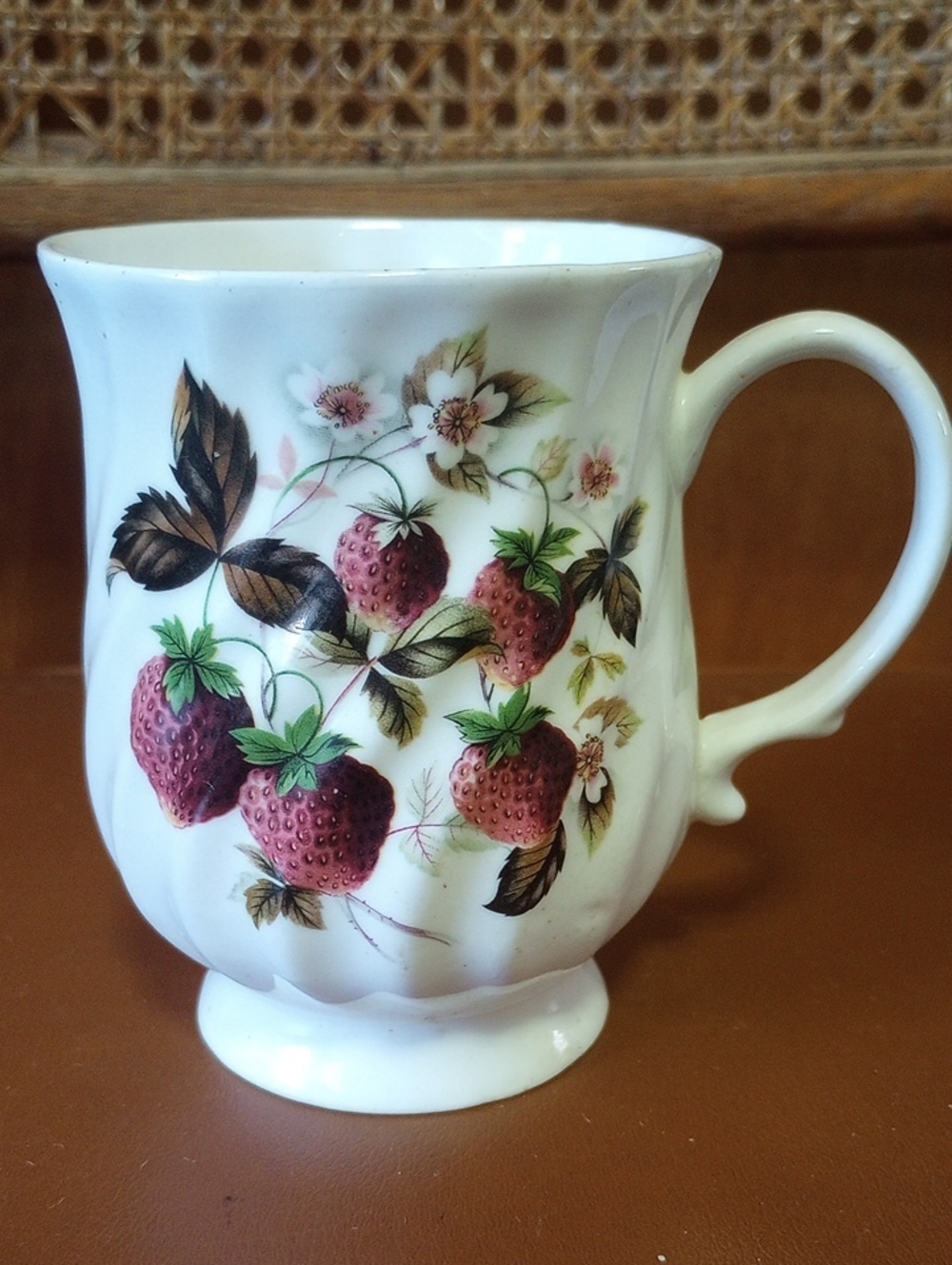 Hitkari Potteries Bone China Vintage Strawberry & Floral Mug